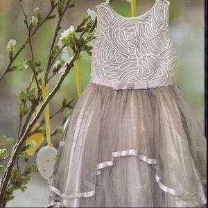 New "Sunny Fashion" Girls Dress Gray & Silver Embroidery Wedding Party‎ Size 10